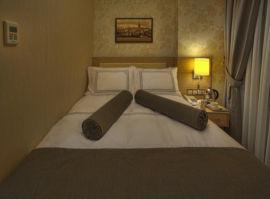 Galata La Bella Hotel Istanboel Kamer foto
