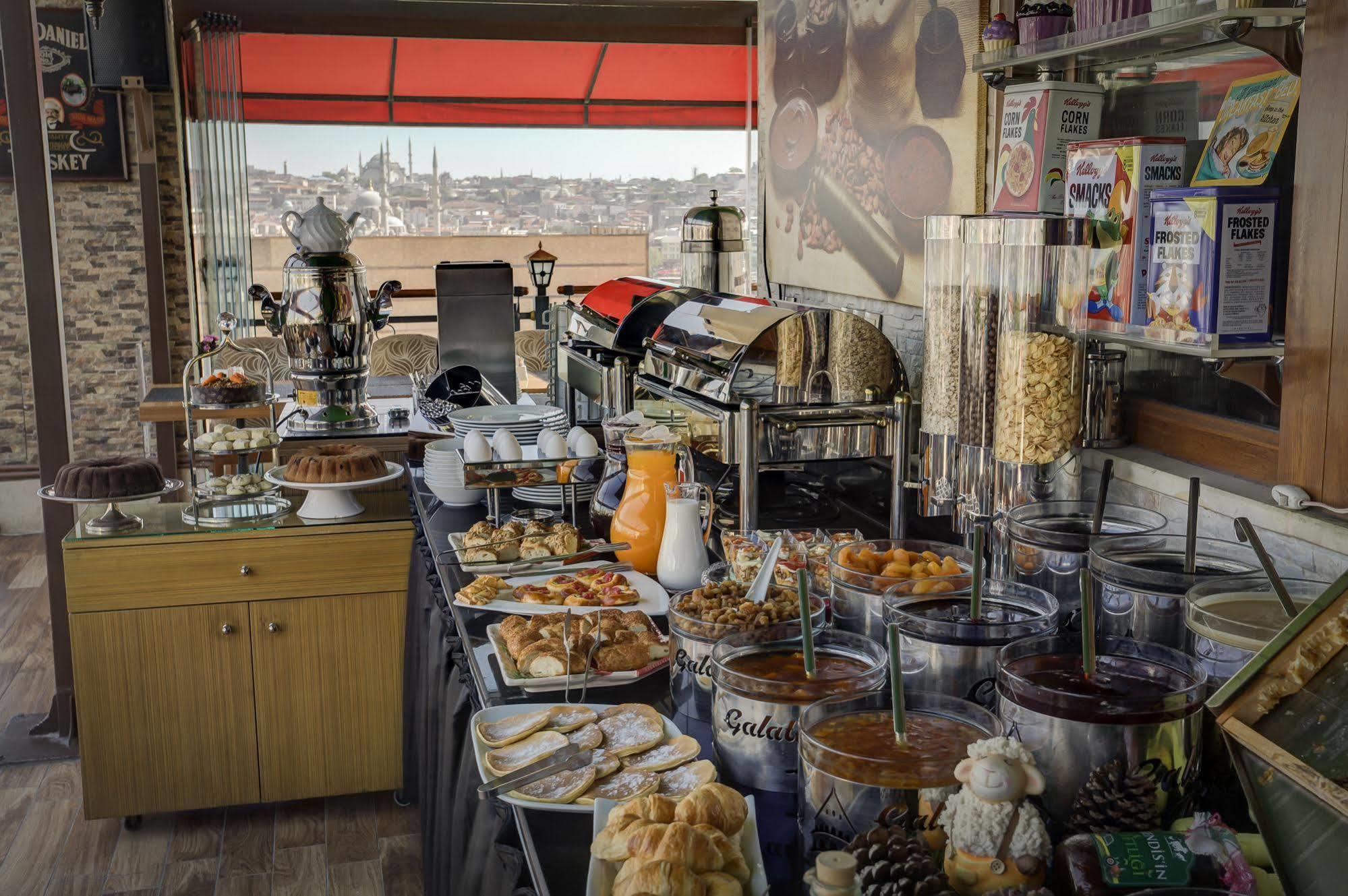 Galata La Bella Hotel Istanboel Buitenkant foto